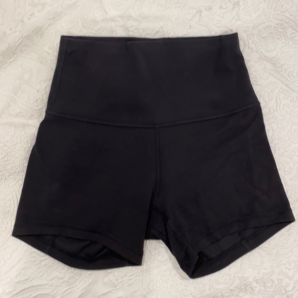 LuluLemon 4inch Align Short - Black sz4